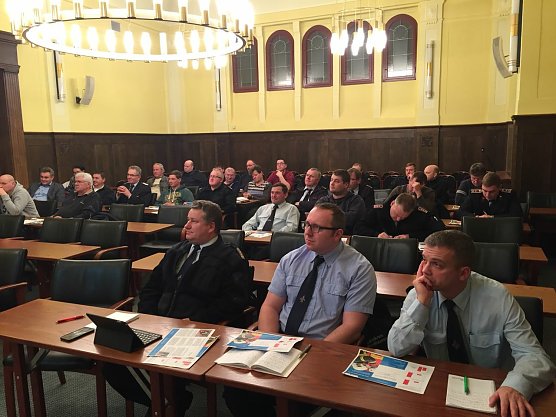 Feuerwehr Themenabend im Landratsamt (Foto: Dominic Wenkel) Feuerwehr Themenabend im Landratsamt (Foto: Dominic Wenkel)