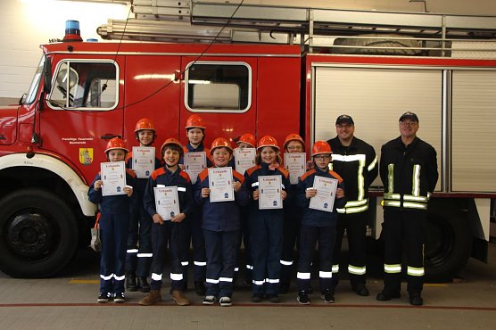 Erste Jugendflamme für Bleicheröder Brandschutznachwuchs (Foto: Stadtverwaltung Bleicherode) Erste Jugendflamme für Bleicheröder Brandschutznachwuchs (Foto: Stadtverwaltung Bleicherode)