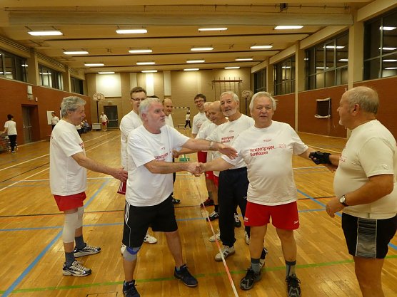 Die Herzsportgruppe blickt auf ein erfolgreiches und sportliches Jahr zur&uuml;ck (Foto: Wilfried Ro&szlig;mell)
