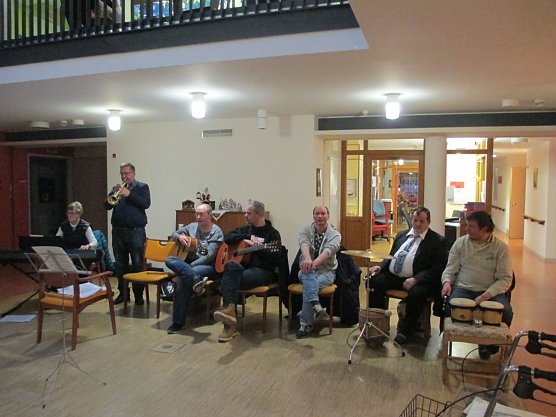 Instrumentalisten der Lebenshilfe zu Gast im Haus Sankt Jakob (Foto: Ingrid Krug)