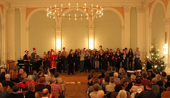 Weihnachtskonzert im Humboldt-Gymnasium (Foto: Sandra Sacher)