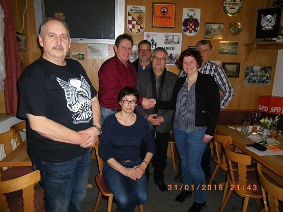 Matthias Ehrhold (2 v.l.) will erneut als B&uuml;rgermeister Ellrichs kandidieren (Foto: SPD Ortsverband Ellrich)