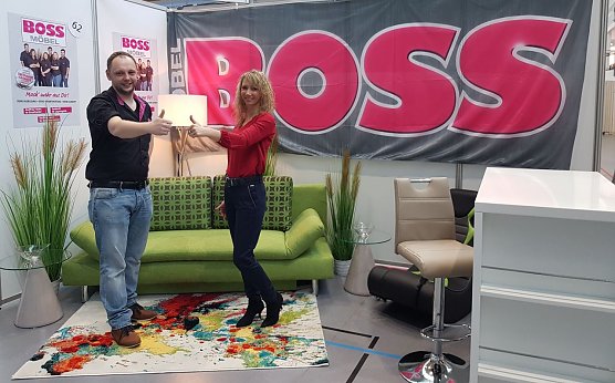 Mit dabei beim Forum Berufsstart - SB M&ouml;bel Boss will den Nachwuchs f&uuml;r sich gewinnen (Foto: Helene Kempe)