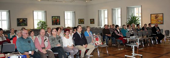 Probleme im Chorwesen mit Staatssekretärin diskutiert (Foto: Karl-Heinz Herrmann) Probleme im Chorwesen mit Staatssekretärin diskutiert (Foto: Karl-Heinz Herrmann)