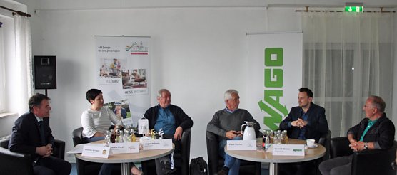 Fu&szlig;ballschule mit Klaus Fischer (Foto: Karl-Heinz Herrmann)