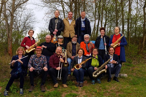 Nachmittagskonzert der Hensen Bigband (Foto: Kunsthof Friedrichsrode) Nachmittagskonzert der Hensen Bigband (Foto: Kunsthof Friedrichsrode)