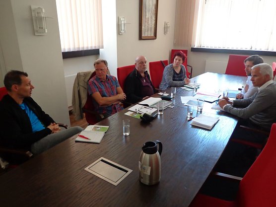 Beratungen zum Lesserplatz (Foto: Hans-Georg Backhaus) Beratungen zum Lesserplatz (Foto: Hans-Georg Backhaus)