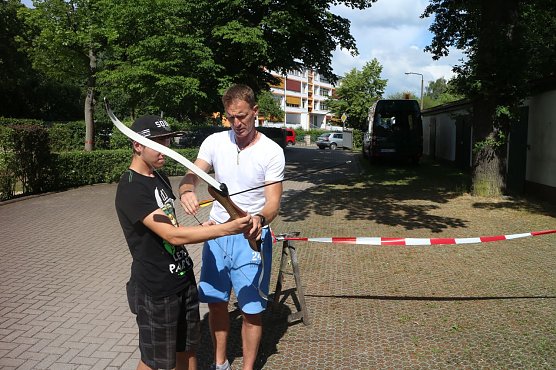Weg vom Computer, zurück zur Natur lautet die Devise bei Marco Kühlewind (Foto: Angelo Glashagel) Weg vom Computer, zurück zur Natur lautet die Devise bei Marco Kühlewind (Foto: Angelo Glashagel)