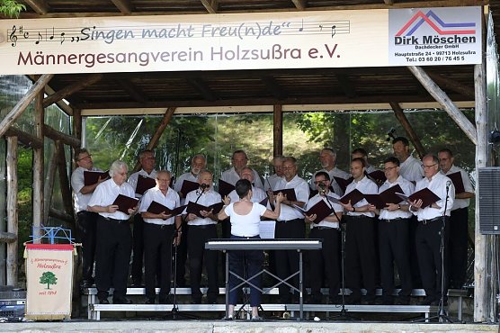 13. Kreischorfest in Holzsußra (Foto: Siegfried Wenzel) 13. Kreischorfest in Holzsußra (Foto: Siegfried Wenzel)