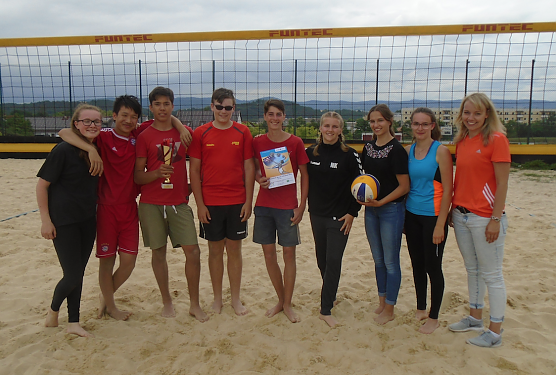 Als Sieger des Schulamtsfinals Nordth&uuml;ringen vertraten die Nordh&auml;user Gymnasiasten den Norden des Freistaats beim Landesfinale im Beach-Volleyball (Foto: Jens Moldenhawer)