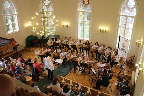 Das Gitarren-Ensemble "La Speranza" begeister das Publikum in der Cyriaci-Kapelle (Foto: Angelo Glashagel)