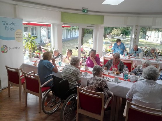 Frühstücksbuffet im Sonnenhof (Foto: Danny Kais) Frühstücksbuffet im Sonnenhof (Foto: Danny Kais)