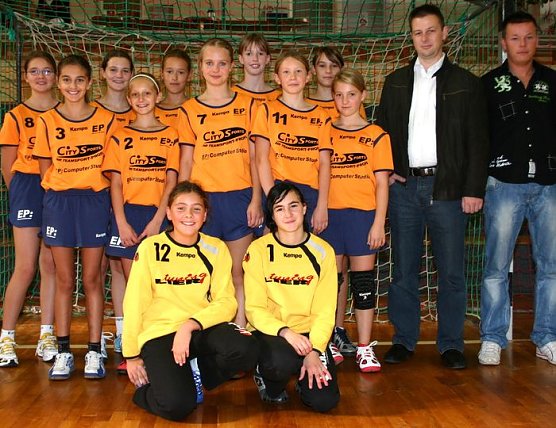 Freude bei den M&auml;dchen (Foto: U. Tittel)