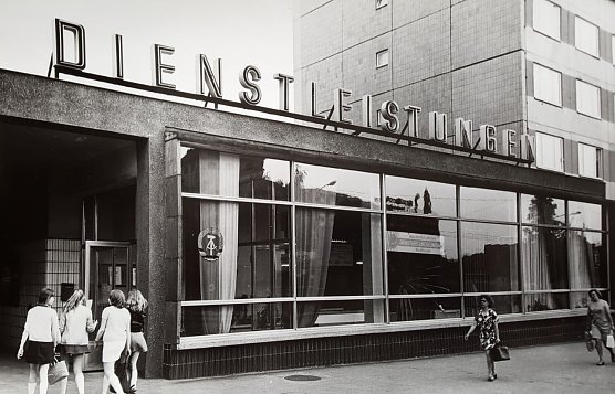 Reich bebildert - die Flohburg zeigt eine Ausstellung zum Wiederaufbau Nordhausens (Foto: Pressestelle Stadt Nordhausen)
