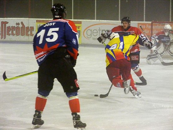 W&ouml;lfe gegen Towers (Foto: R. Koch)