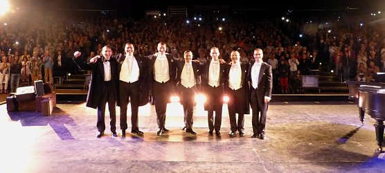 Comedian Harmonists Derniere: Abschied von der Festspielb&uuml;hne mit Standing Ovations: Die letzte Vorstellung des Musicals Die Comedian Harmonists im Lustgarten (Foto: Mathias Schwarz)