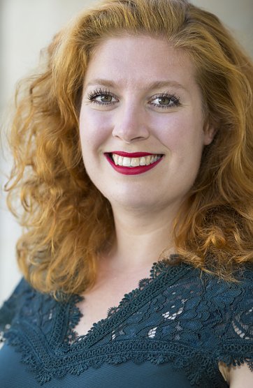 Zinzi Frohwein und junge Preisträger im 1. Loh-Konzert (Foto: András Dobi) Zinzi Frohwein und junge Preisträger im 1. Loh-Konzert (Foto: András Dobi)