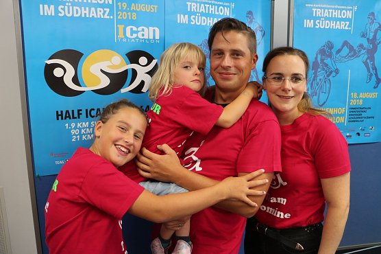 Sportlich unterwegs trotz Querschnittslähmung: die kleine Nomine (Foto: Angelo Glashagel) Sportlich unterwegs trotz Querschnittslähmung: die kleine Nomine (Foto: Angelo Glashagel)