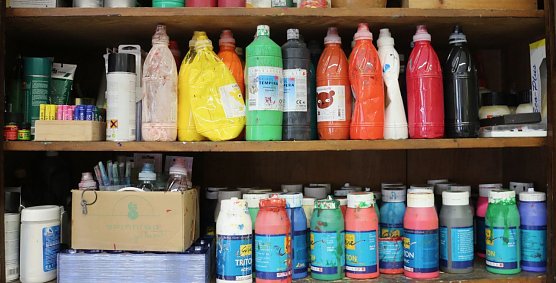 Staatssekretärin zu Besuch an der Jugendkunstschule (Foto: Angelo Glashagel) Staatssekretärin zu Besuch an der Jugendkunstschule (Foto: Angelo Glashagel)