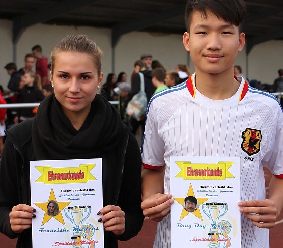 Sportler des Jahres 2018 am herder-Gymnasium: Franziska Martens und Bang Duy Nguyen (Foto: H. Roeder)