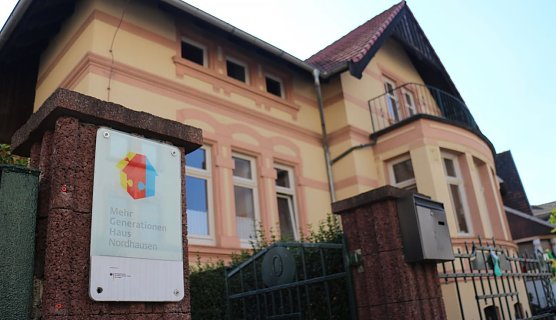 Zwei H&auml;user ein Dach - aus dem "MeGeHa" und dem "Haus der Kinder" wird das "Haus der Generationen" (Foto: Angelo Glashagel)