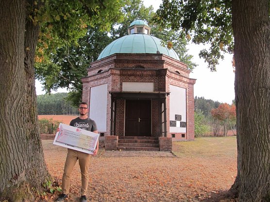 Daniel Krug aus der Gemeinde Werther wurde f&uuml;r sein ehrenamtliches Engagement ausgezeichnet (Foto: Gemeinde Werther)