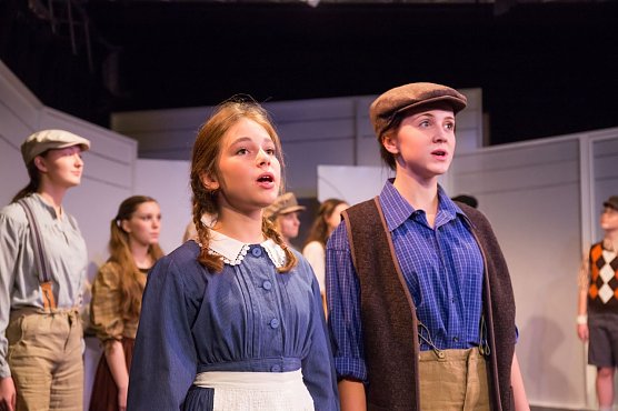 Vielf&auml;ltige Veranstaltungen im Theater (Foto: Andr&aacute;s Dobi)