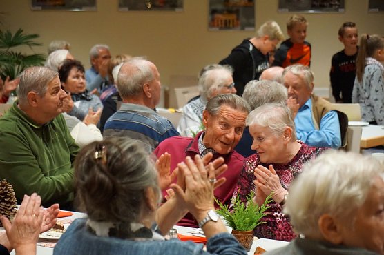 Nordhaus-Mitarbeiterinnen Heike Ullrich und Melanie Vo&szlig;-Inanc zogen ein Res&uuml;mee &uuml;ber die Arbeit in den vergangenen beiden Jahren (Foto: Susanne Schedwill/SWG Nordhausen)