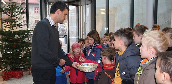 S&uuml;&szlig;es als Dank (Foto: Stadtverwaltung Nordhausen)