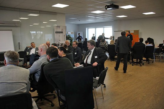 1. Thüringer Industriedialog künstliche Intelligenz (Foto: Karl-Heinz Herrmann) 1. Thüringer Industriedialog künstliche Intelligenz (Foto: Karl-Heinz Herrmann)