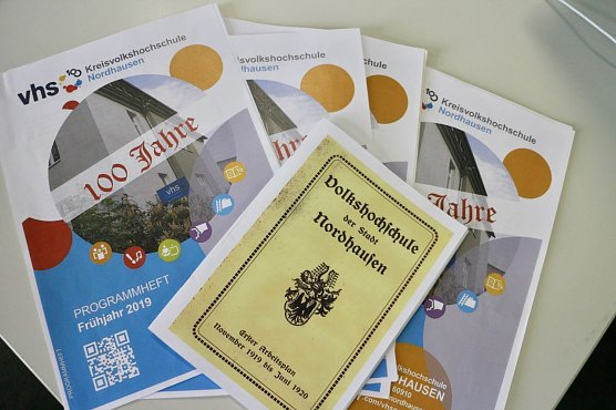 Das alte Programmheft aus dem Jahre 1919 wird zum Jubil&auml;um noch einmal neu aufgelegt (Foto: Angelo Glashagel)