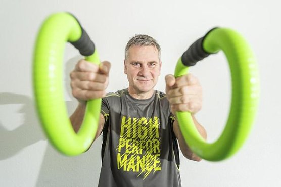Frank Ballhause bietet demn&auml;chst im Nordhaus einen Kurs mit smovey-Ringen an. (Foto: Marco Kneise)