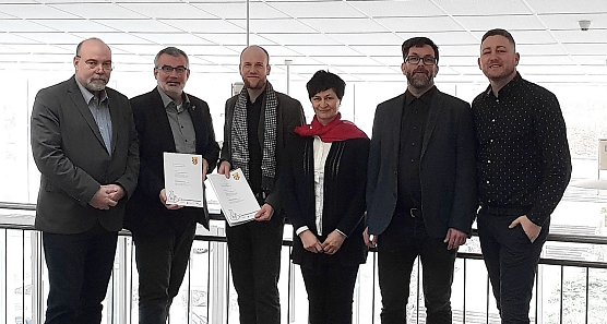 Zielvereinbarung unterzeichnet (Foto: J. Piper)