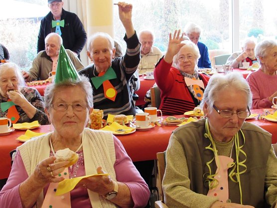 Fasching im Seniorenheim Katharina-von-Bora (Foto: Lydia Schubert)