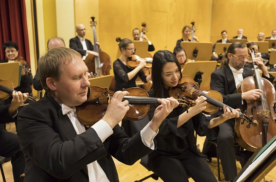 Beziehungszauber (Foto: Tilman Graner) Beziehungszauber (Foto: Tilman Graner)