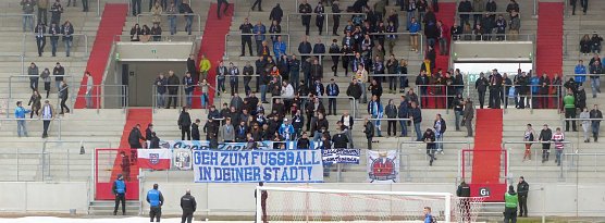 Die Wacker-Fans sind auch im Stadion (Foto: nnz)