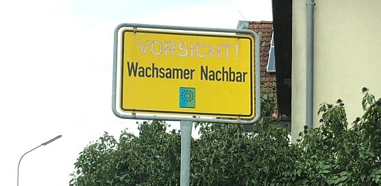 Schild (Foto: W. J&ouml;rgens)