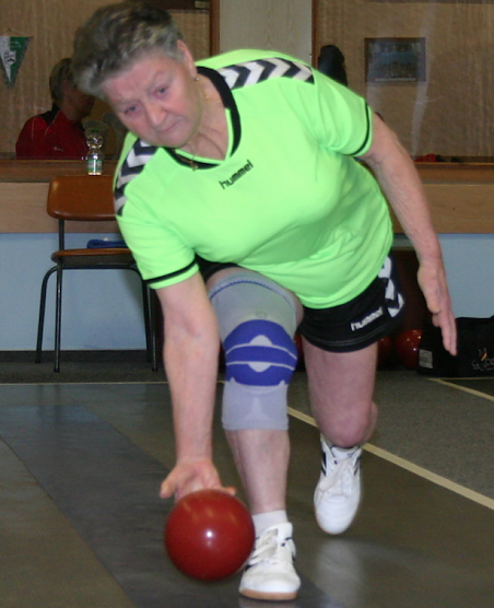 Toni Herrmann ist Vizelandesmeisterin im Kegeln (Foto: Uwe Tittel) Toni Herrmann ist Vizelandesmeisterin im Kegeln (Foto: Uwe Tittel)