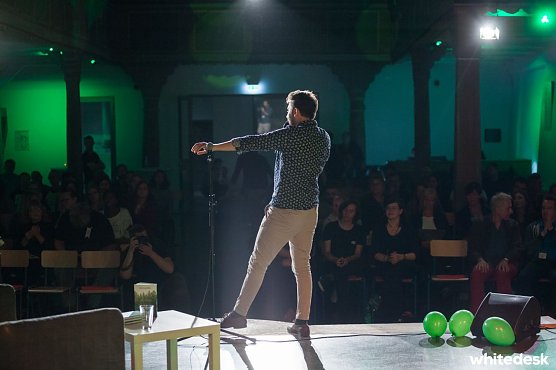 Zum vorerst letzten Poetry Slam wird morgen eingeladen (Foto: Simon Roppe)