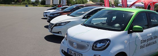 Tag der Elektromobilität auf dem Autodrom (Foto: Angelo Glashagel) Tag der Elektromobilität auf dem Autodrom (Foto: Angelo Glashagel)