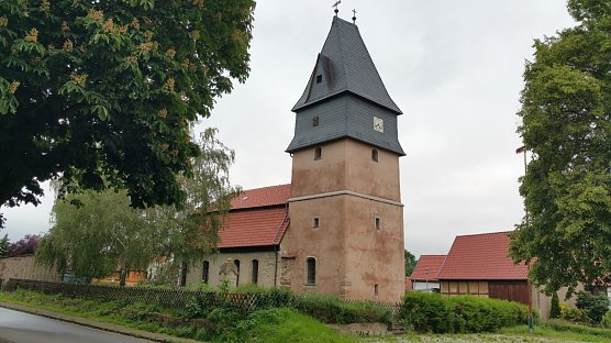 Die Kirche von Steinbr&uuml;cken (Foto: Iffland)