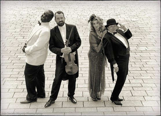 Marvin Scott gibt einmaliges Gastspiel auf der Studiob&uuml;hne der pro vita Akademie (Foto: Anja Daniela Wagner)