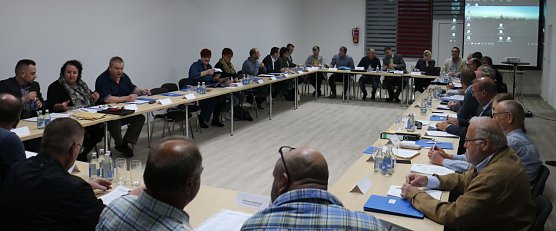 Der Rat der Landgemeinde Bleicherode kam heute in Wipperdorf zusammen (Foto: Angelo Glashagel)