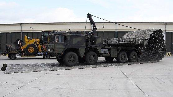 Kyffh&auml;userkaserne ein Besuchermagnet (Foto: Tobias Nordhausen)