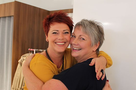 Ein feierlicher F&uuml;hrungswechsel (Foto: DesignStudio Manuela Heller)