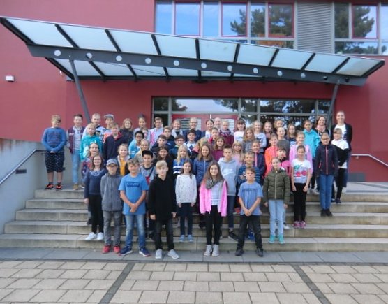 Die neuen 5. Klassen des Schiller-Gymnasiums (Foto: Schillergymnasium Bleicherode)