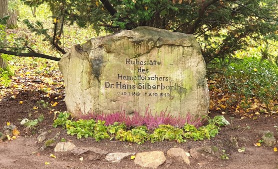 Grabst&auml;tte (Foto: Junge Union NDH)