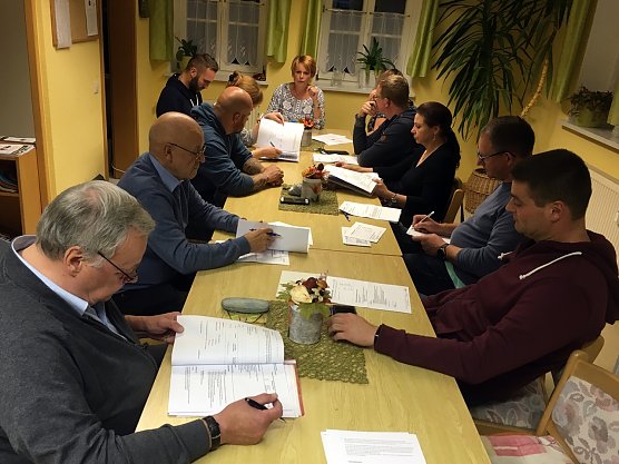 Ortschaftsrat Niedersachswerfen (Foto: Sandra Witzel) Ortschaftsrat Niedersachswerfen (Foto: Sandra Witzel)