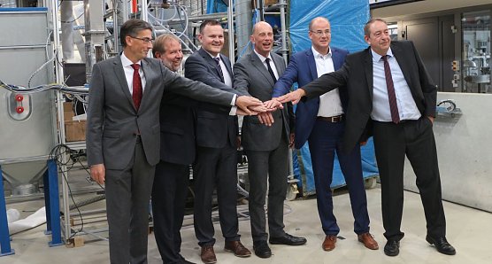 Viele Partner, ein Ziel: zwischen Weimar und Nordhausen soll ein neues Forschungsinstitut entstehen (Foto: Angelo Glashagel)