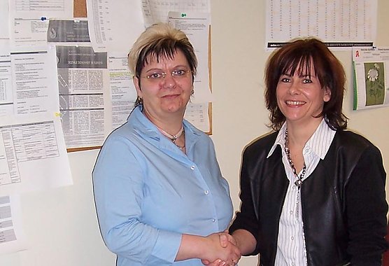Von links Andrea Böttcher, Arbeitsvermittlerin Sabine Heise (Foto: aa) Von links Andrea Böttcher, Arbeitsvermittlerin Sabine Heise (Foto: aa)